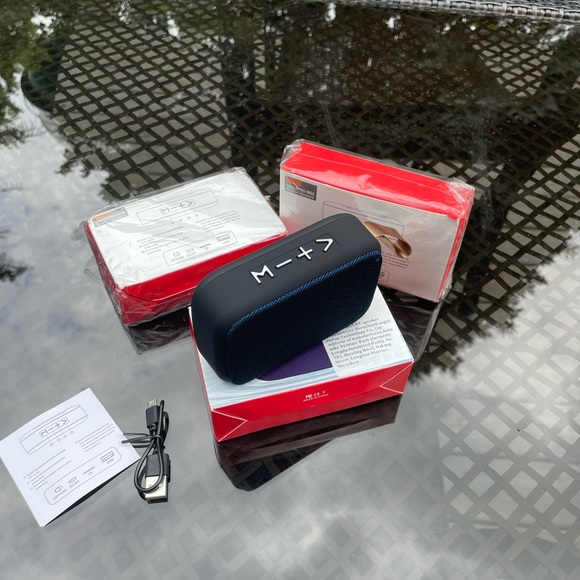 Mini Speaker - Picture 4 of 14